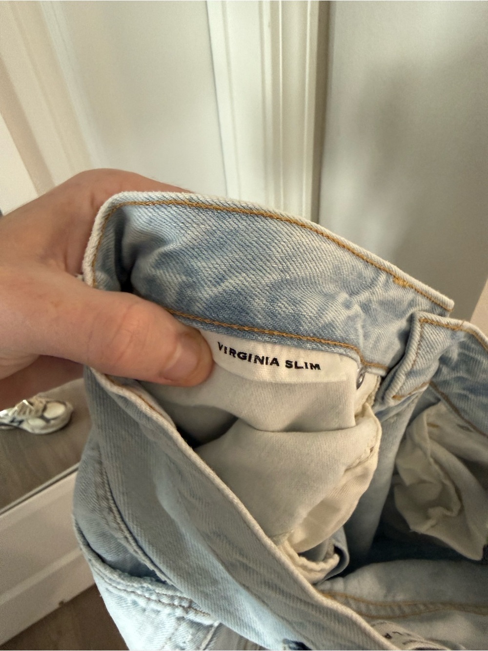 SLVRLAKE Virginia Slim Jeans Light Wash Distressed Denim Size 27 - Picture 6 of 7